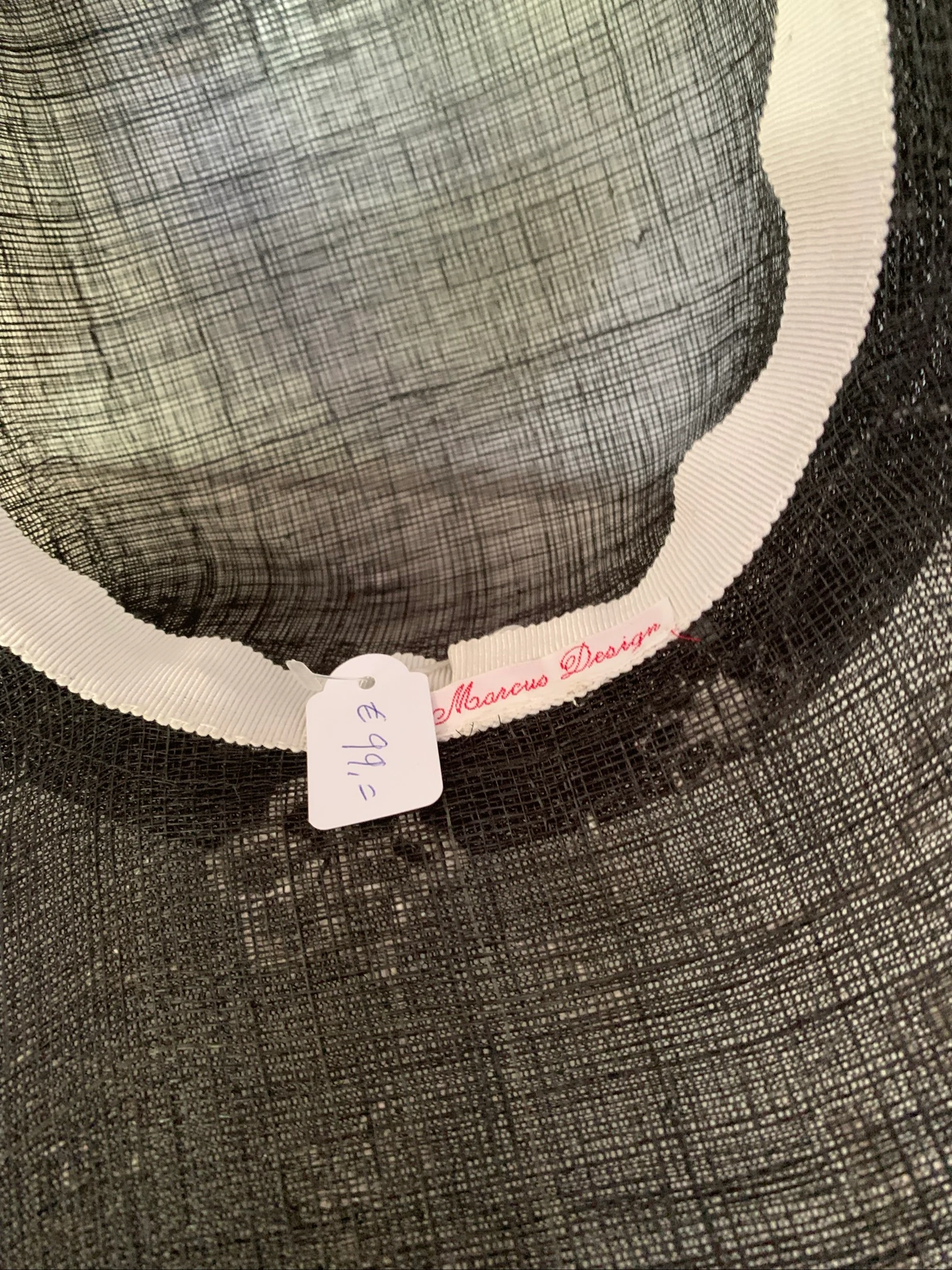 Chapéu vintage preto e branco feminino com renda e penas – photo 5